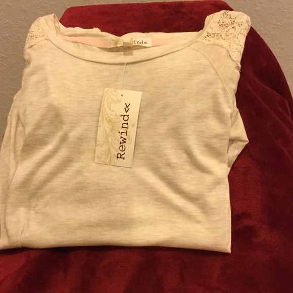 Rewind Top Juniors Long Sleeve Lace Shoulders Round Neck Off White Tan - Picture 3 of 4